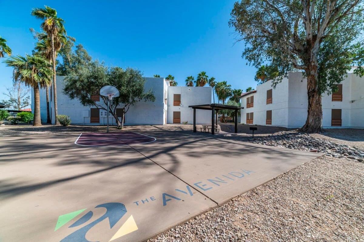 Holiday home 88 3bd 2b Modern Comfort Heated Pool